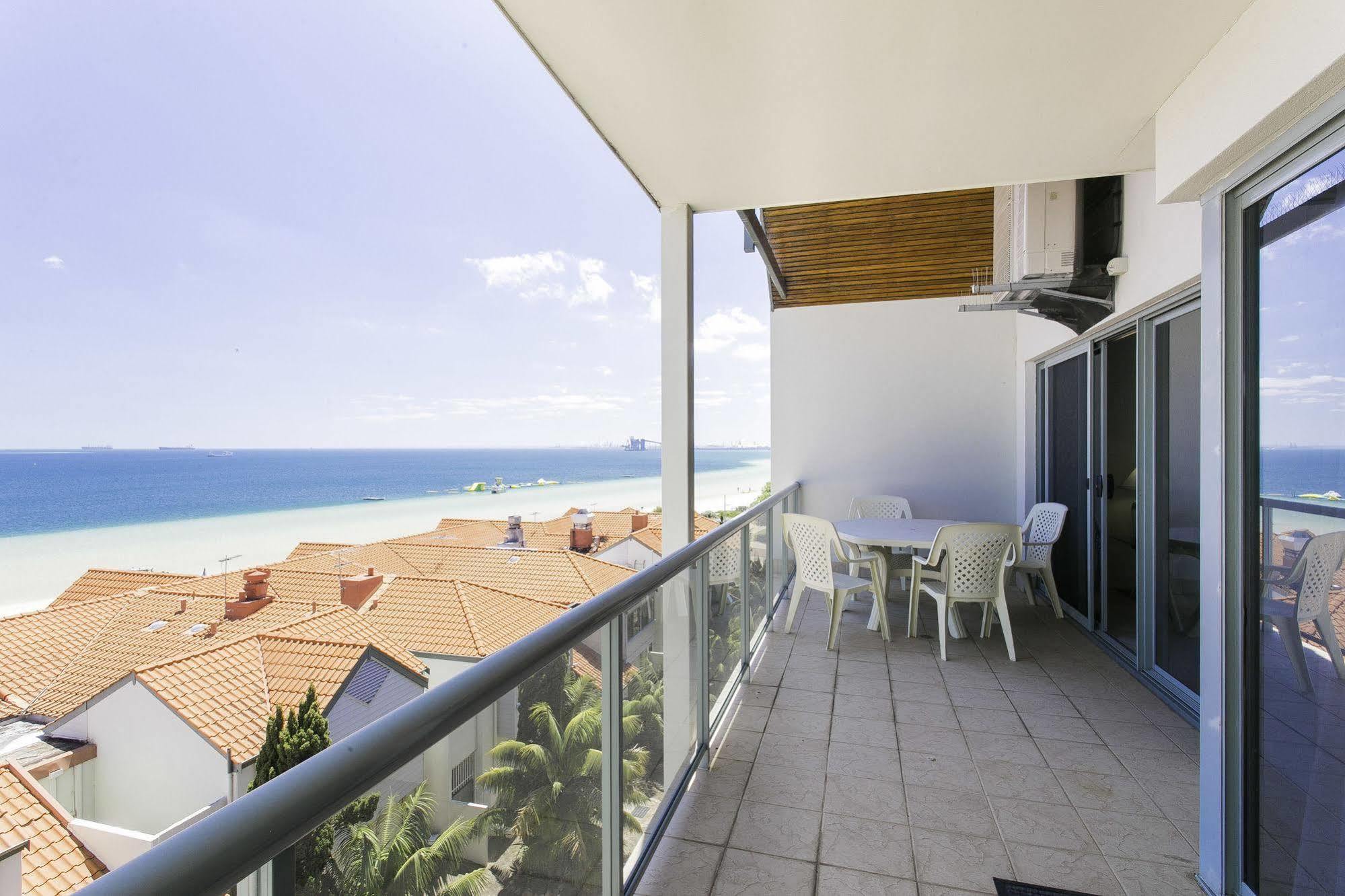 Boardwalk By Rockingham Apartments Exterior photo